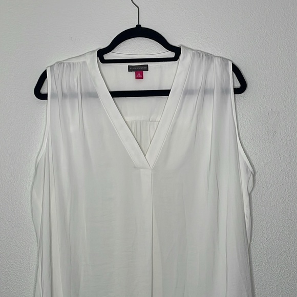Vince Camuto White Sleeveless Blouse - Picture 2 of 9